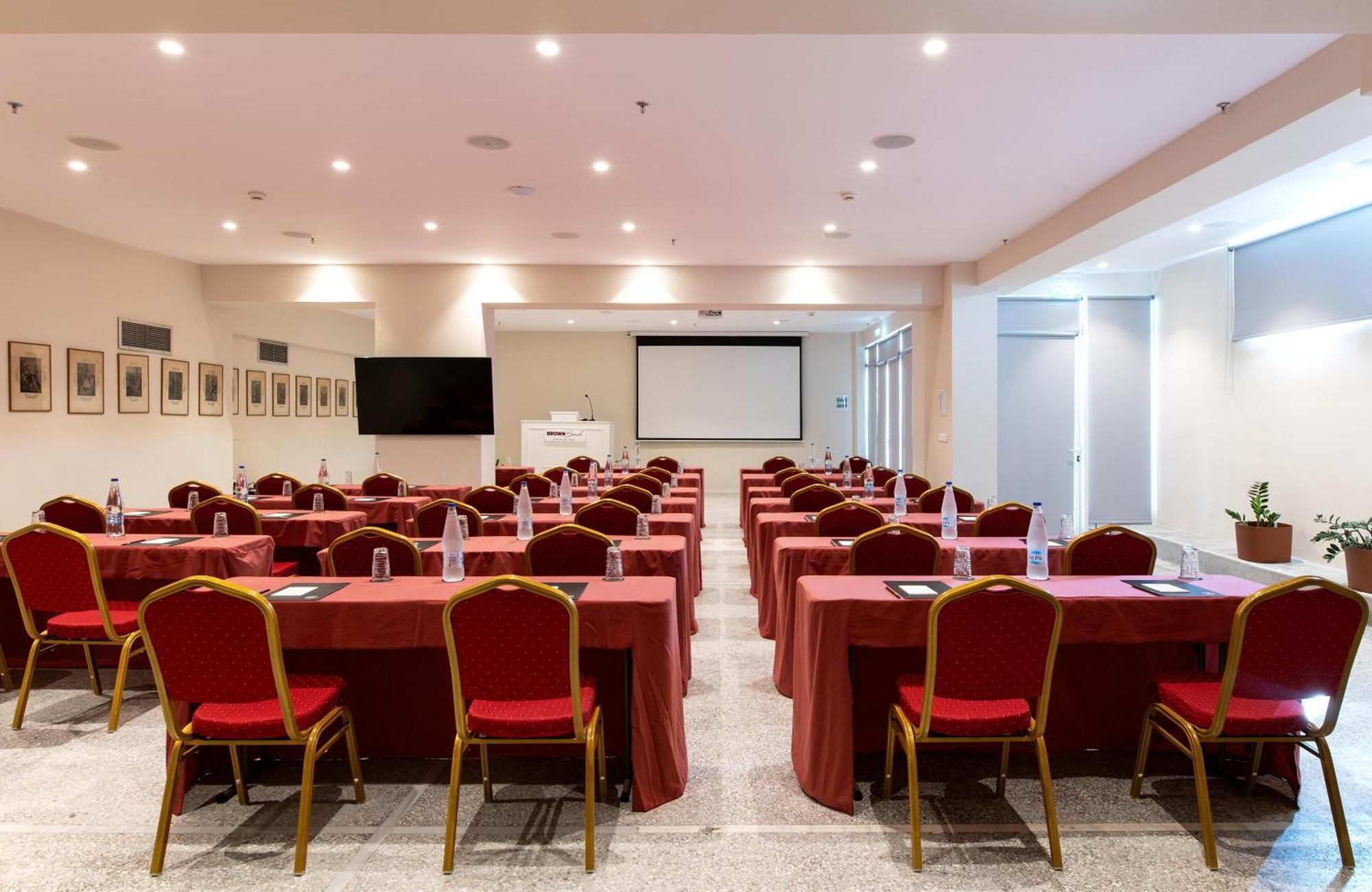 Brown Beach Chalkida Kosher Resort, A Member Of Brown Hotels المظهر الخارجي الصورة